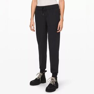 Lululemon On the Fly Jogger Luxtreme